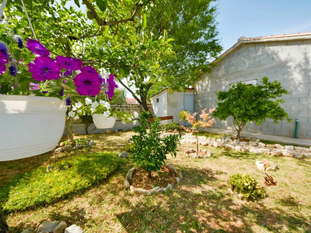 Holiday Home Laura By Interhome Pridraga