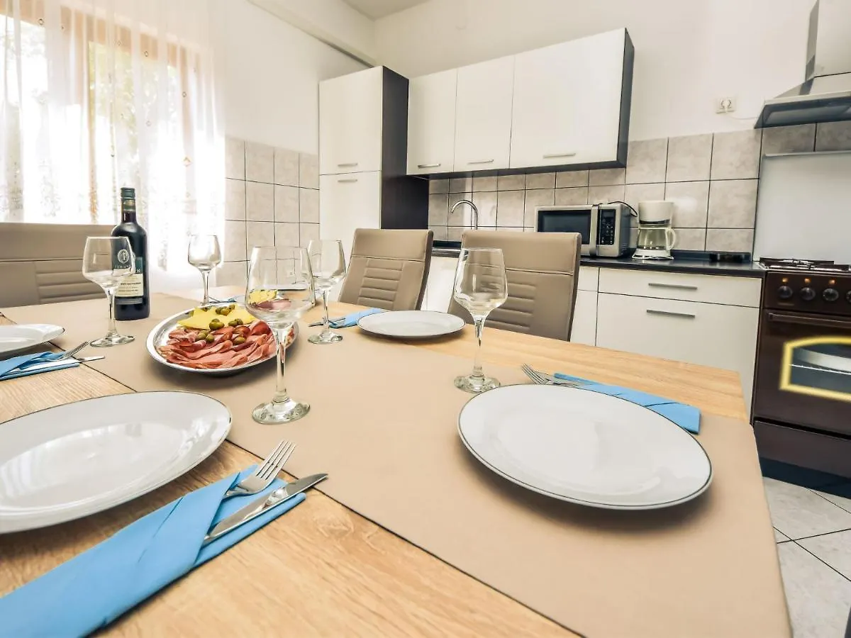 Holiday Home Laura By Interhome Pridraga